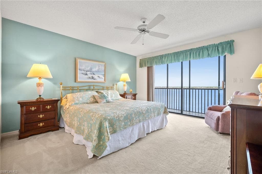 1900 Virginia AVE 902-27
