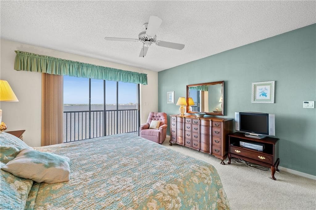 1900 Virginia AVE 902-14