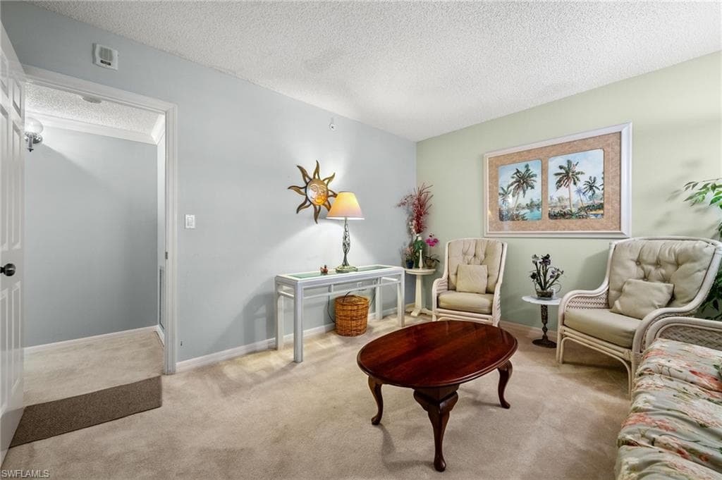 1900 Virginia AVE 902-19