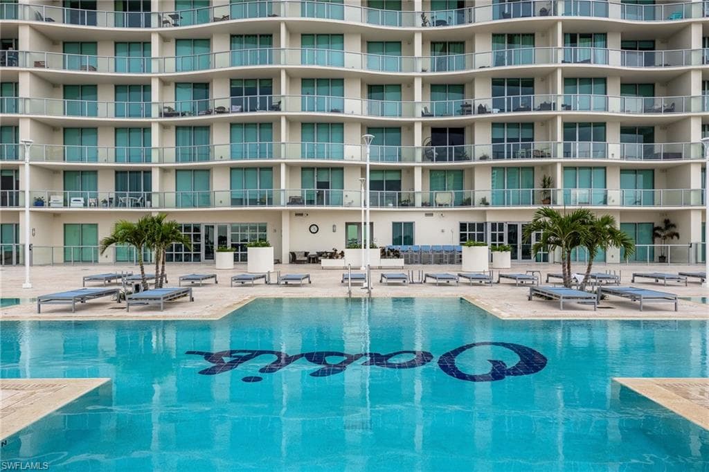 3000 Oasis Grand BLVD 1705-21