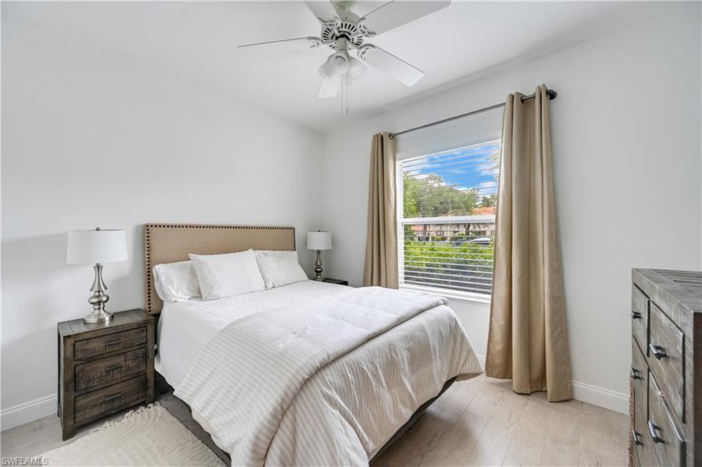 6650 Huntington Lakes CIR 102-18