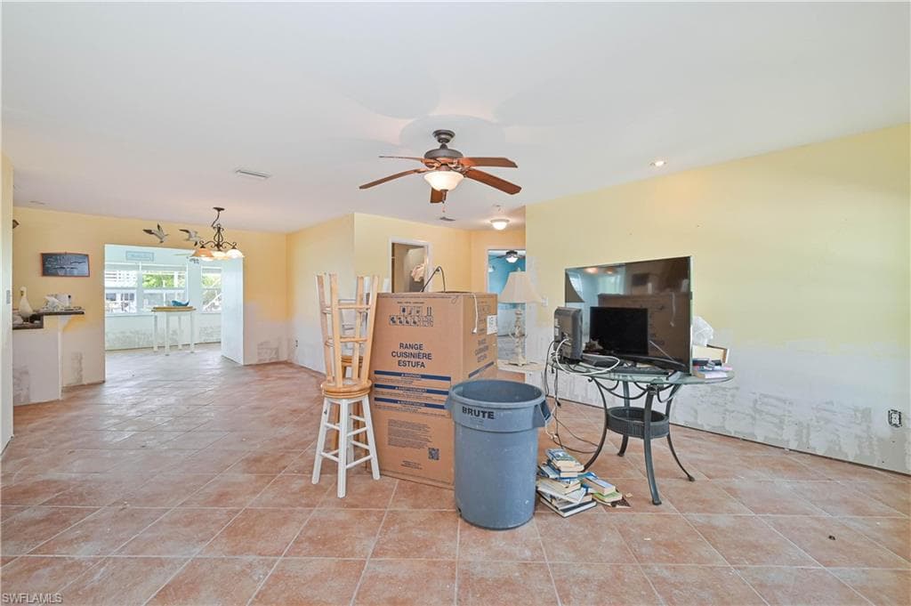 16427 Porto Bello ST-8