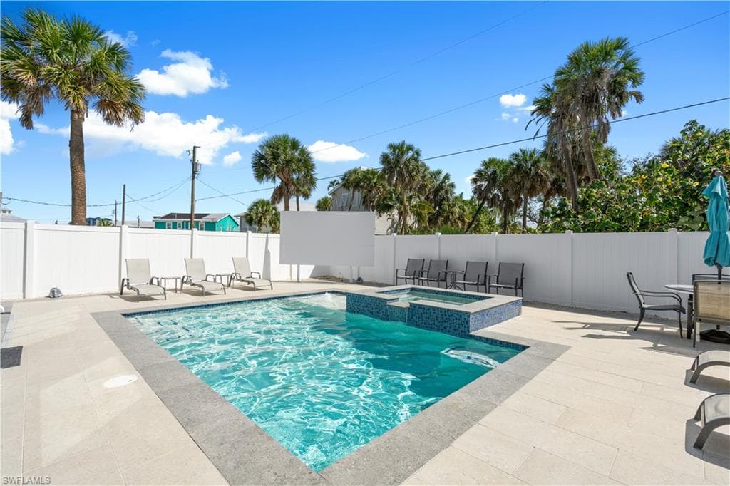 5335 Estero BLVD-3