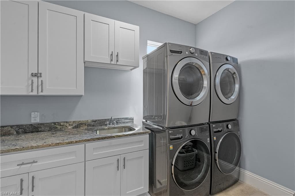 5335 Estero BLVD-40