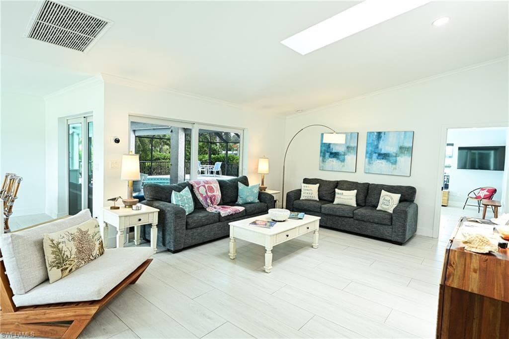 202 6th ST-5