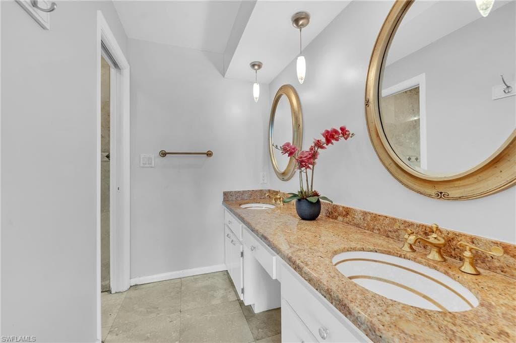 3065 50th LN SW-15
