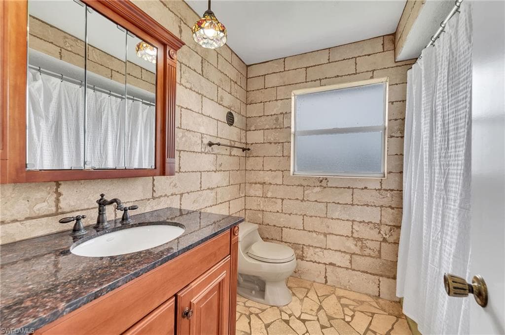 3065 50th LN SW-19