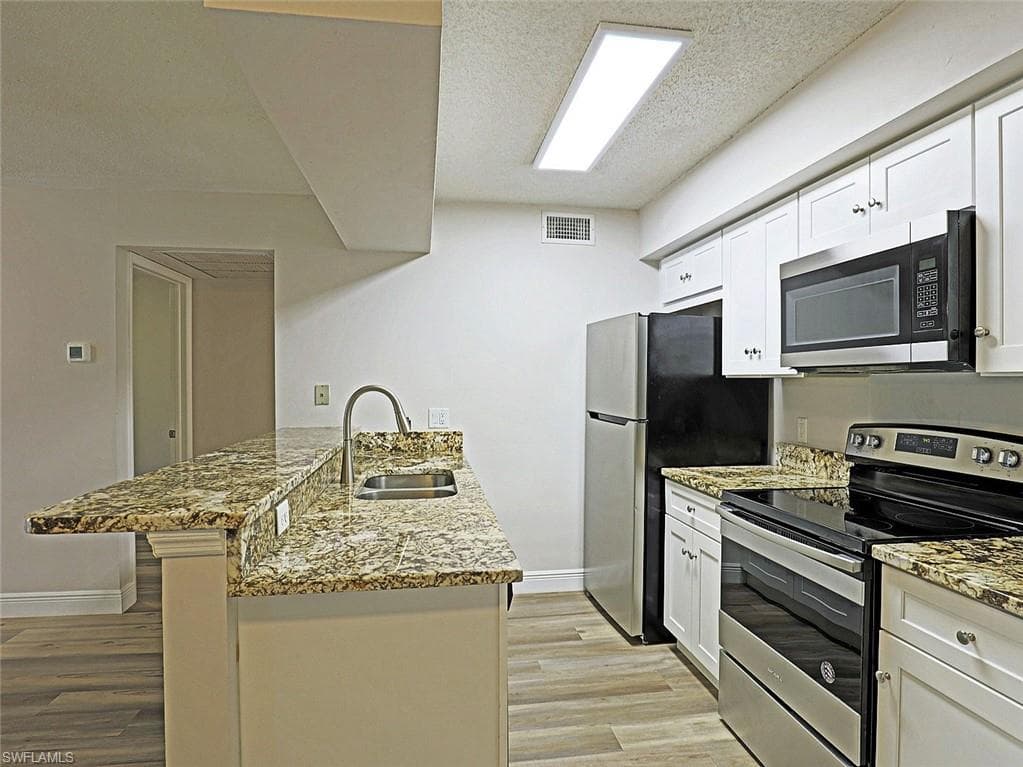 5305 Summerlin RD 506-3