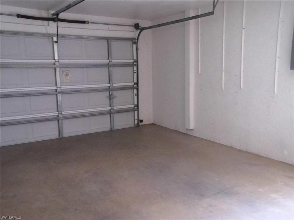 426 Hamilton AVE-18