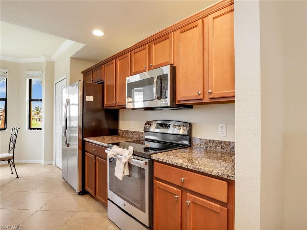 17941 Bonita National BLVD 333-6