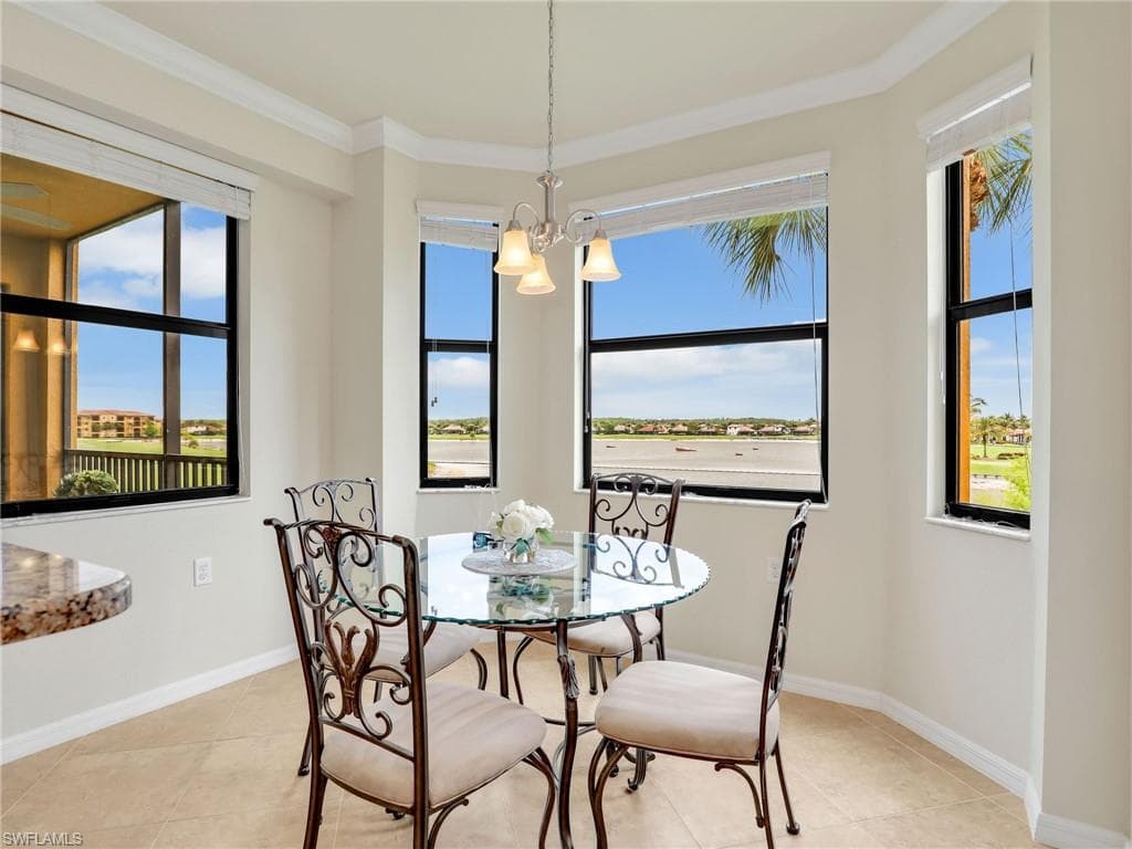 17941 Bonita National BLVD 333-7