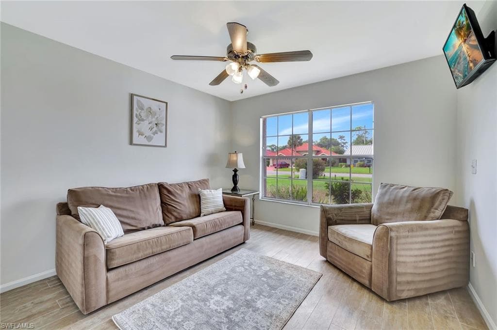 5859 Westbourgh CT-17