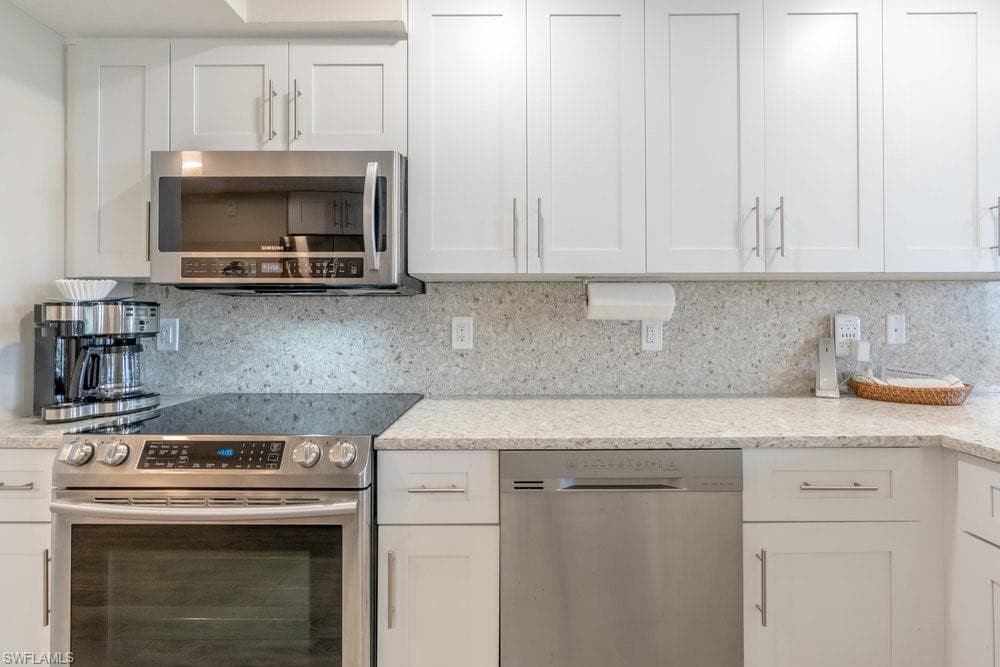 10 Tampa PL 404-3