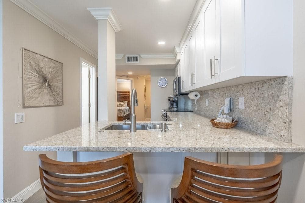 10 Tampa PL 404-4