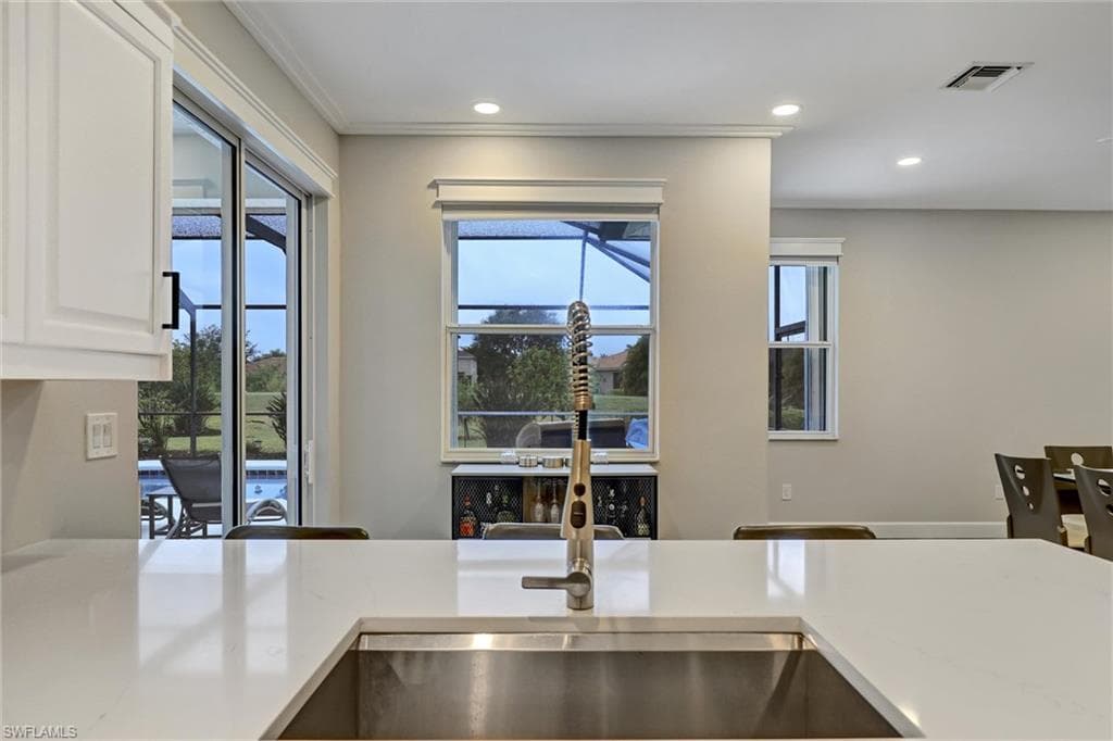 4707 Brixton CT-9