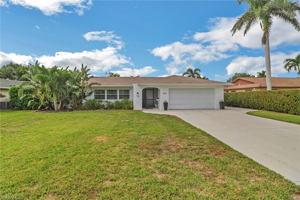 4556 Lakewood BLVD-2