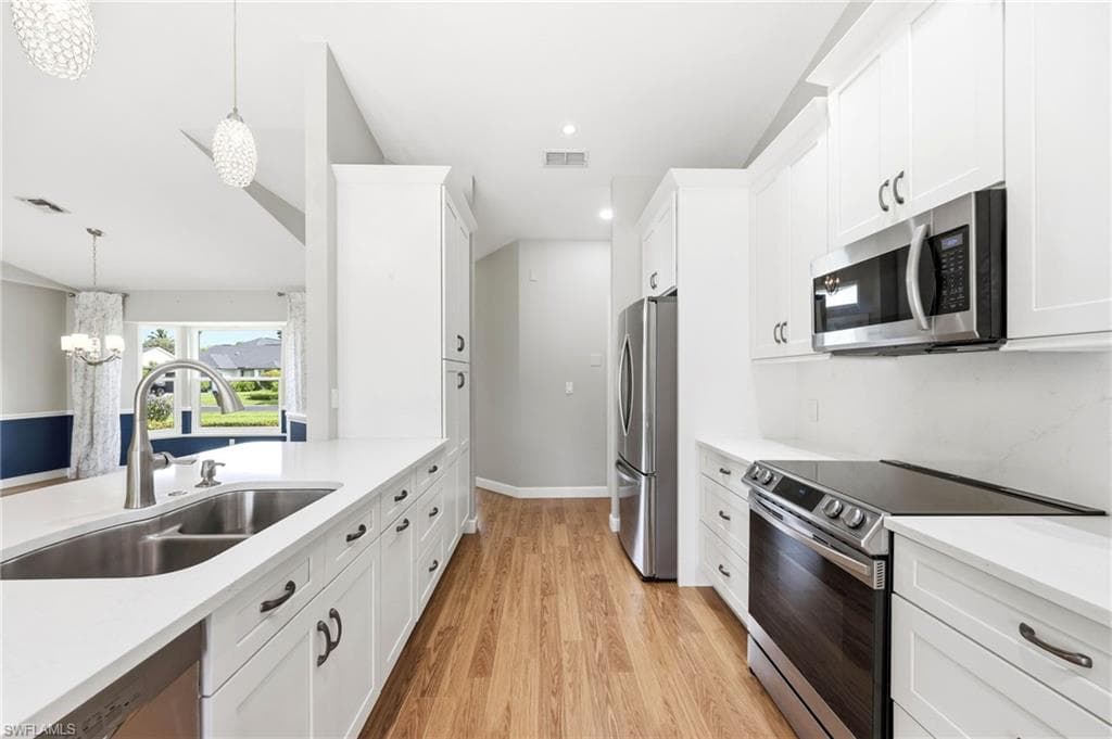 10069 Boca CIR-6