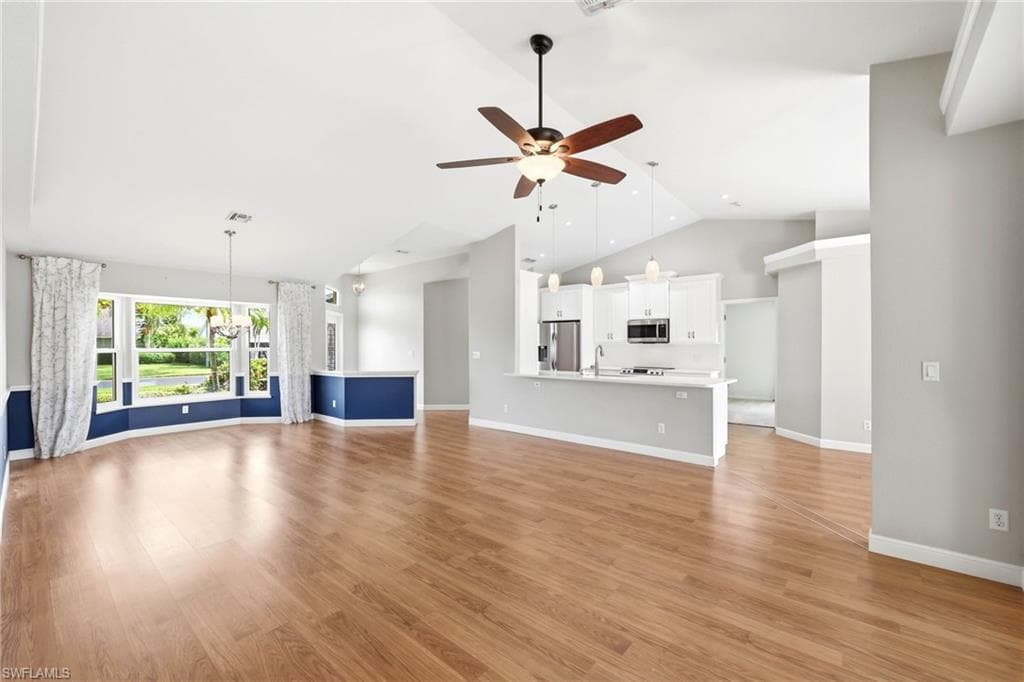 10069 Boca CIR-8