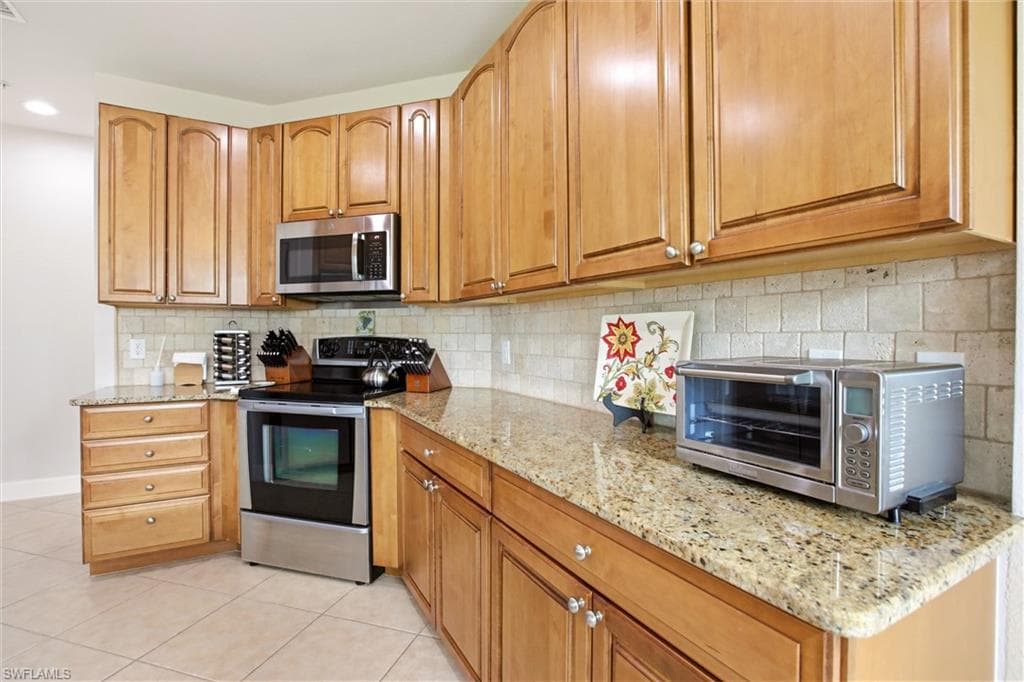 9204 Quartz LN 3-101-15