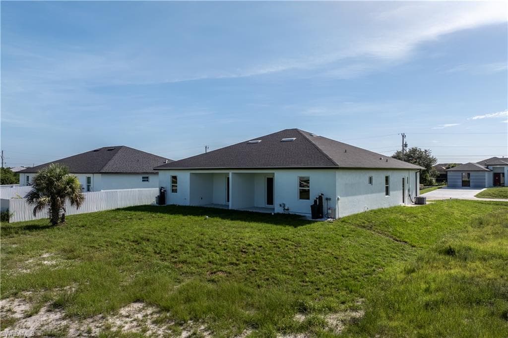 430 Petite AVE-6