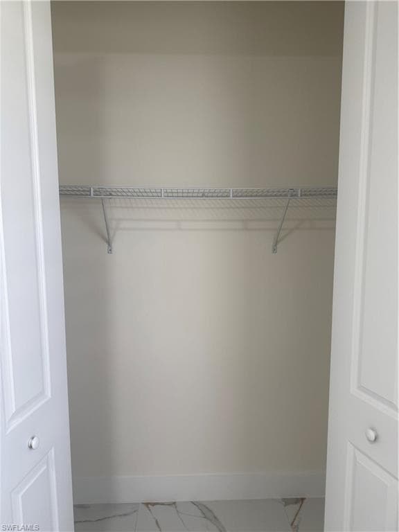 430 Petite AVE-32