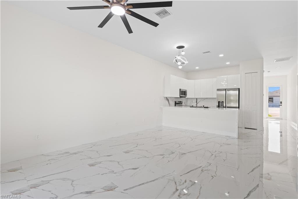 430 Petite AVE-20