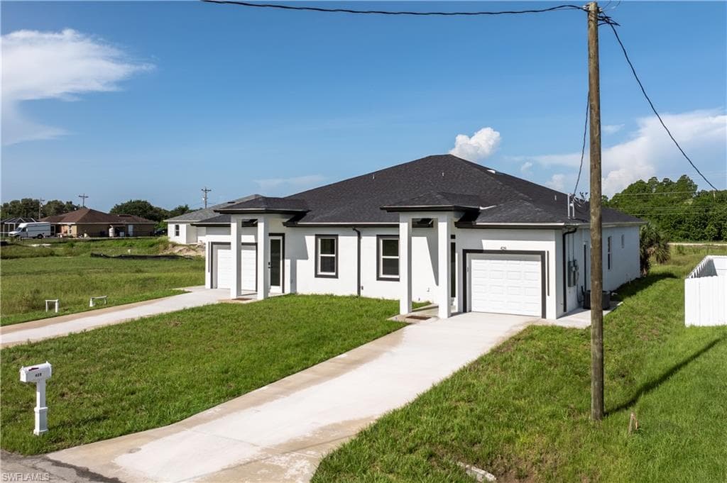 430 Petite AVE-4