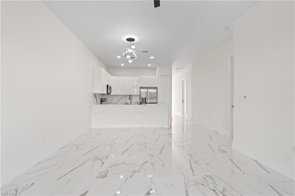 430 Petite AVE-21