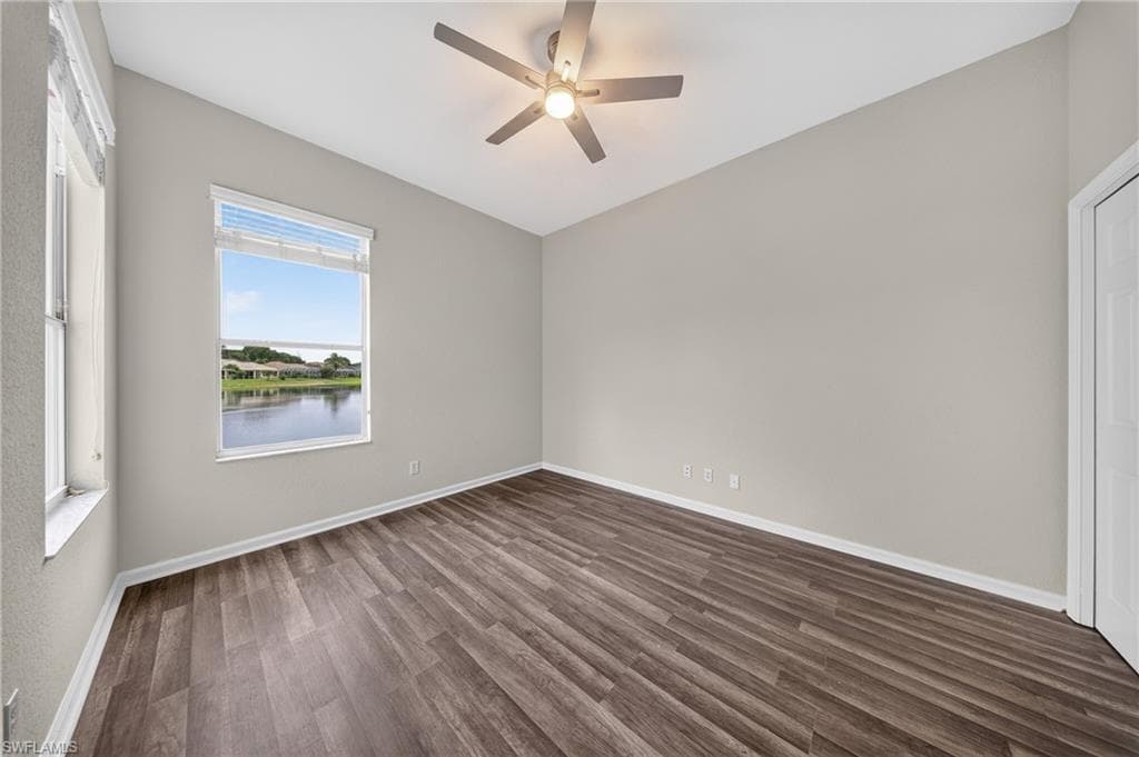 2628 White Cedar LN-23