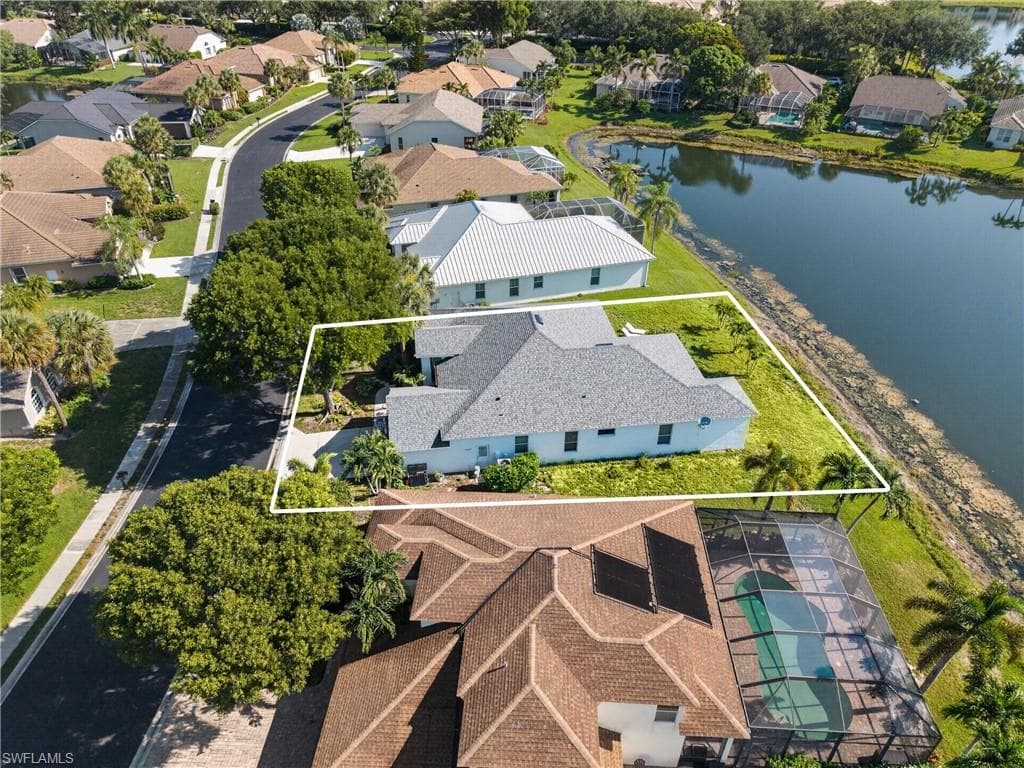 2628 White Cedar LN-39