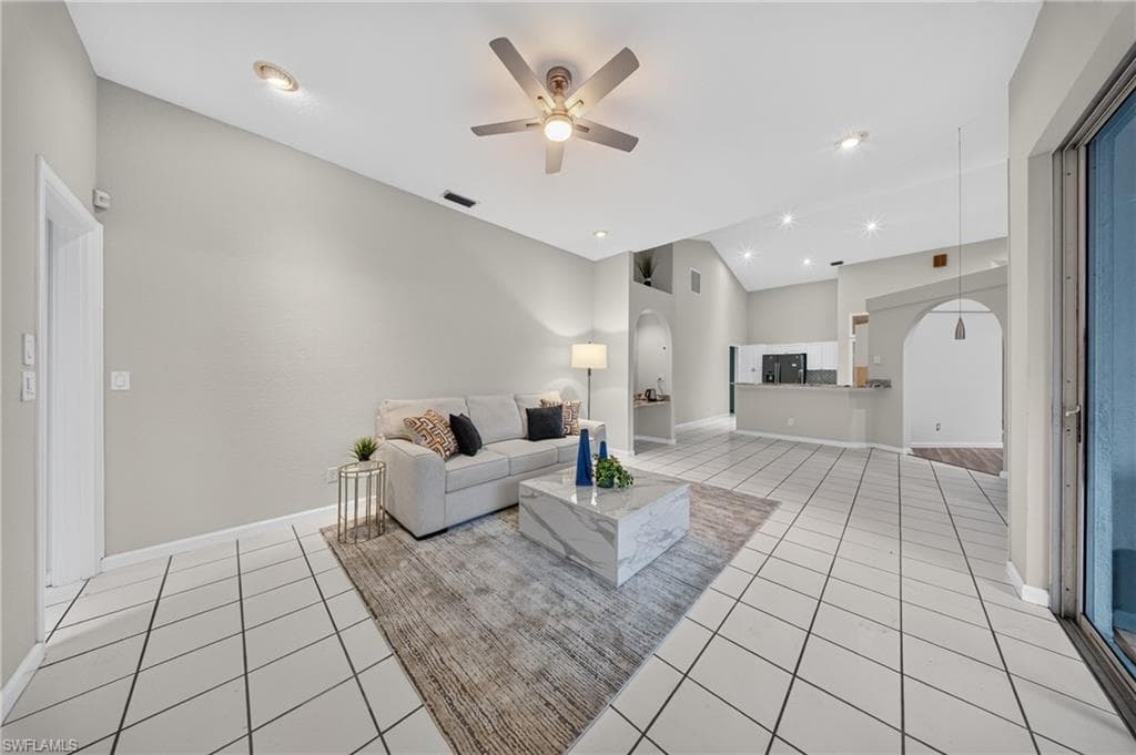 2628 White Cedar LN-4
