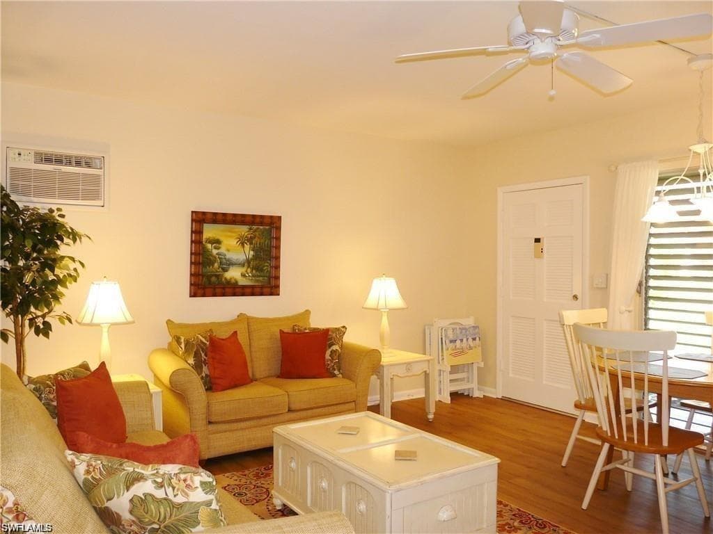 167 Collier BLVD L5-2