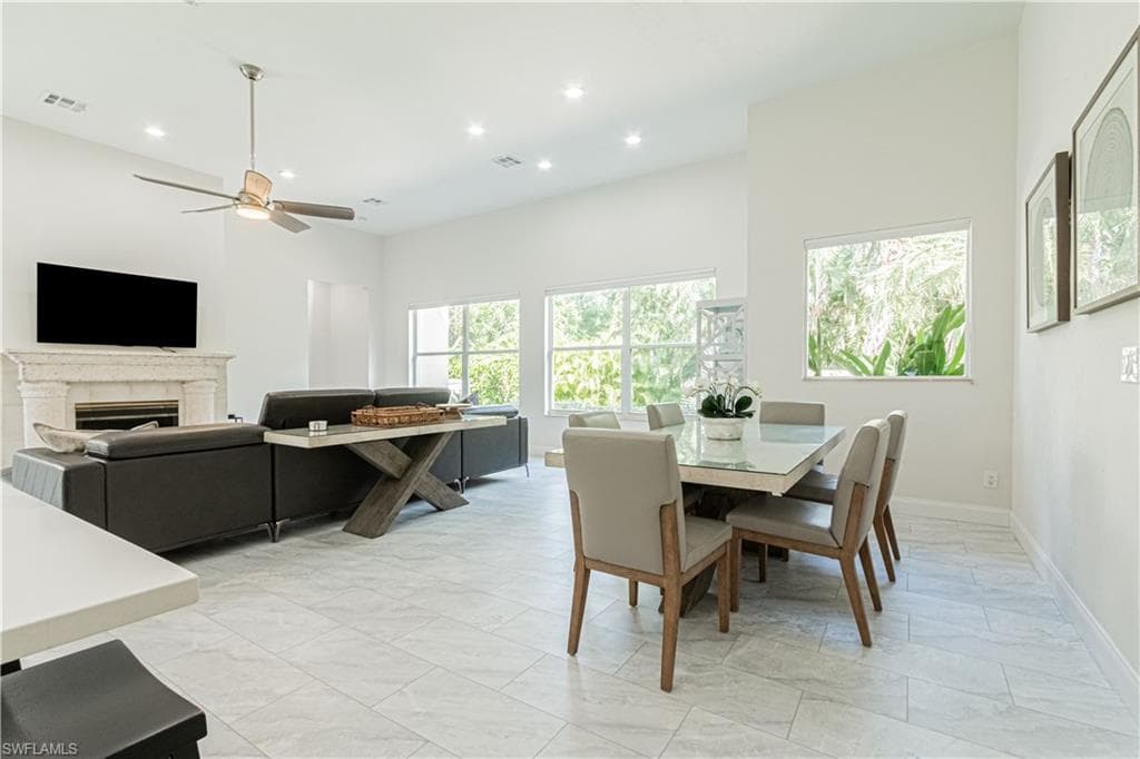 3310 Riverpark CT-14