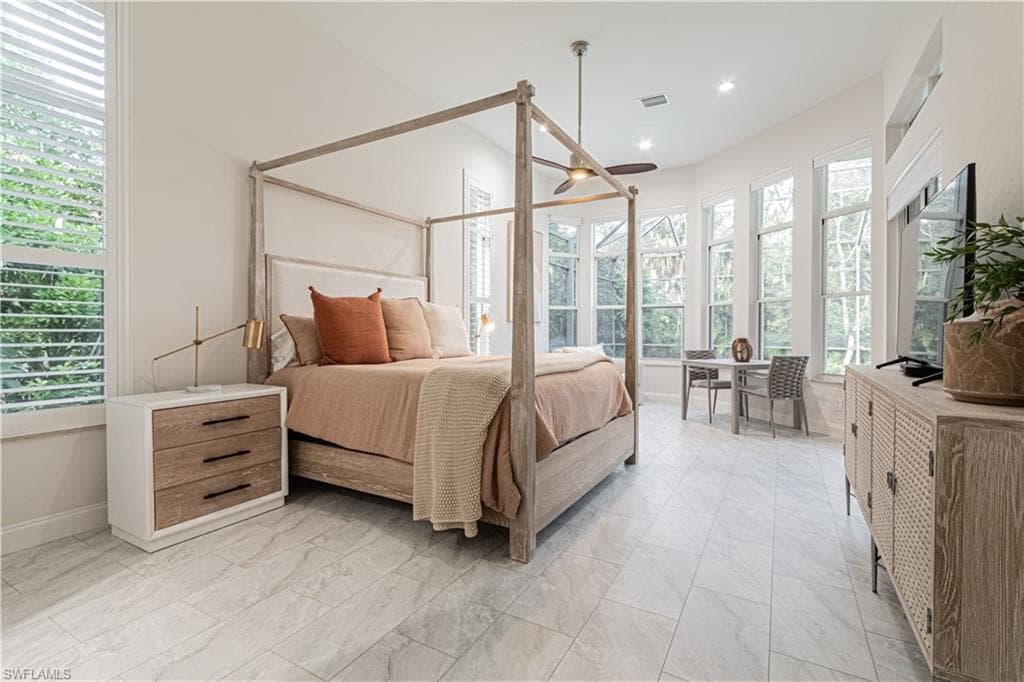 3310 Riverpark CT-18