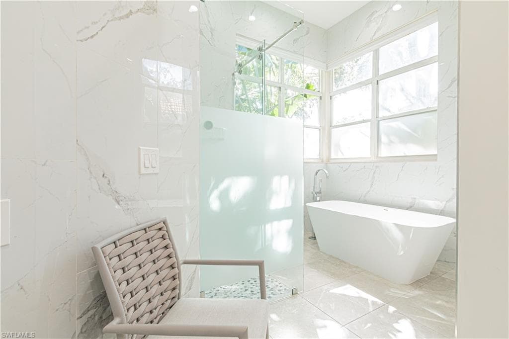 3310 Riverpark CT-21