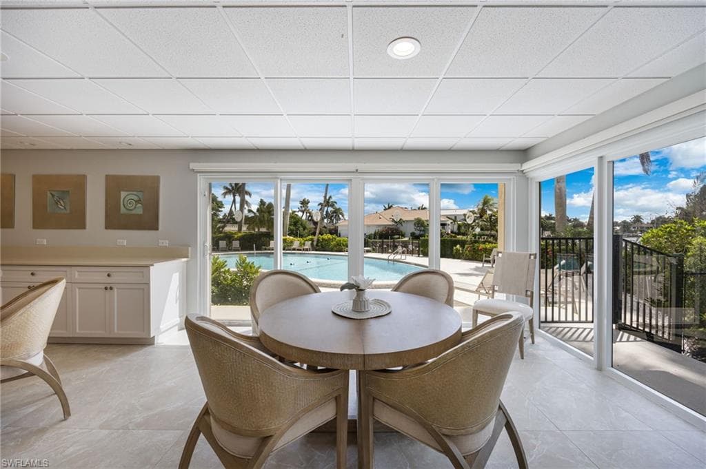 2150 Gulf Shore BLVD N 411-21