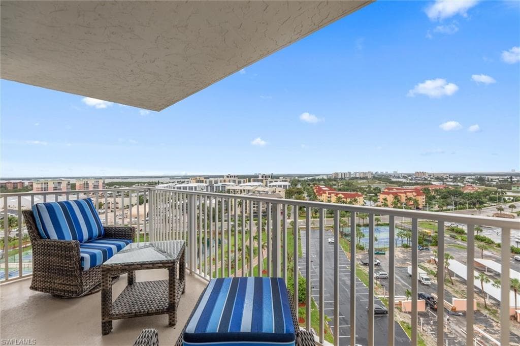 7360 Estero BLVD PH2-13