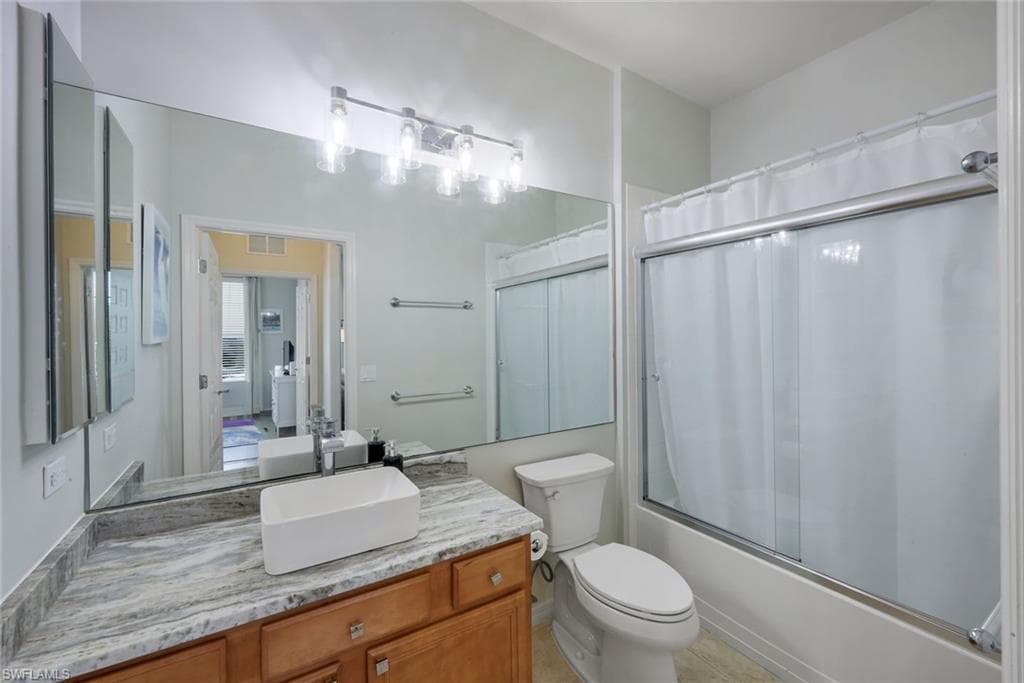 11751 Pasetto LN 201-18
