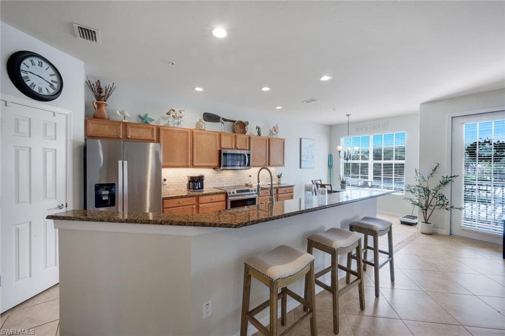 11751 Pasetto LN 201-11
