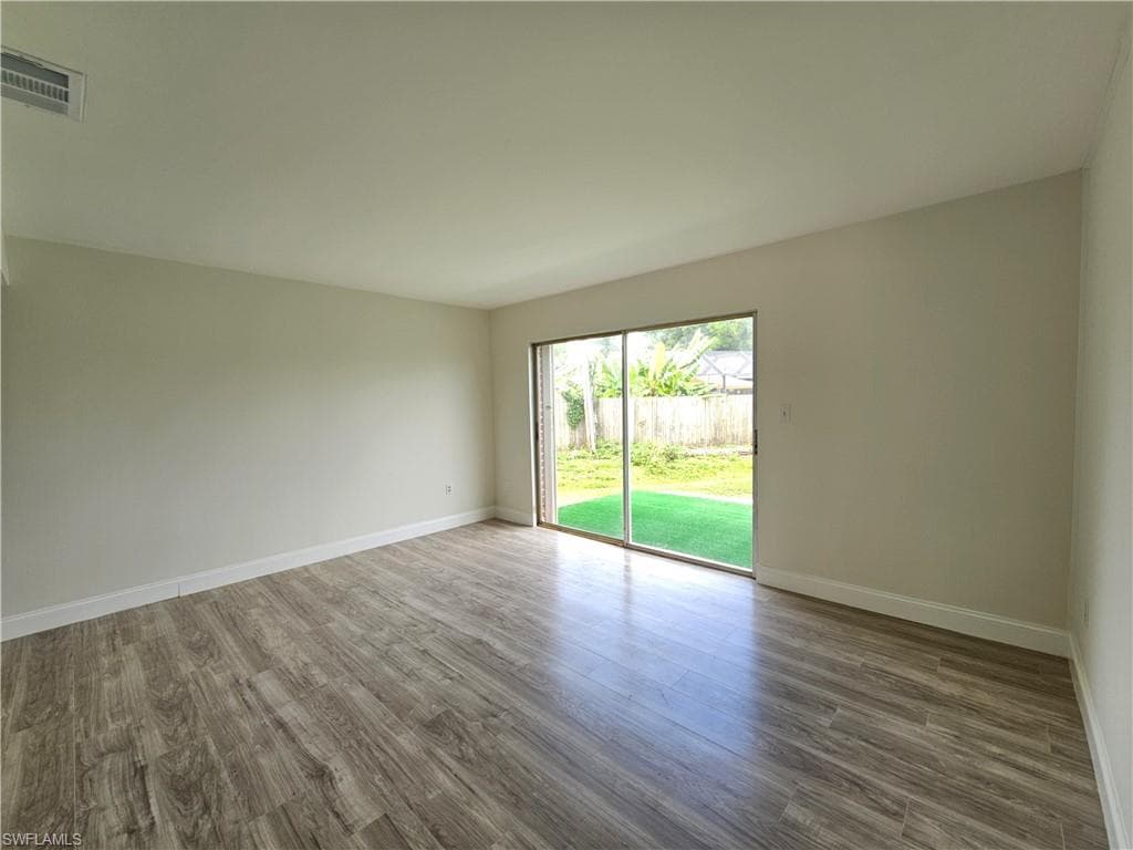 864 Courtington LN 12-11