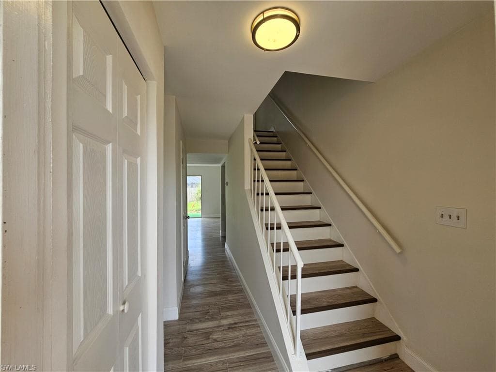 864 Courtington LN 12-4