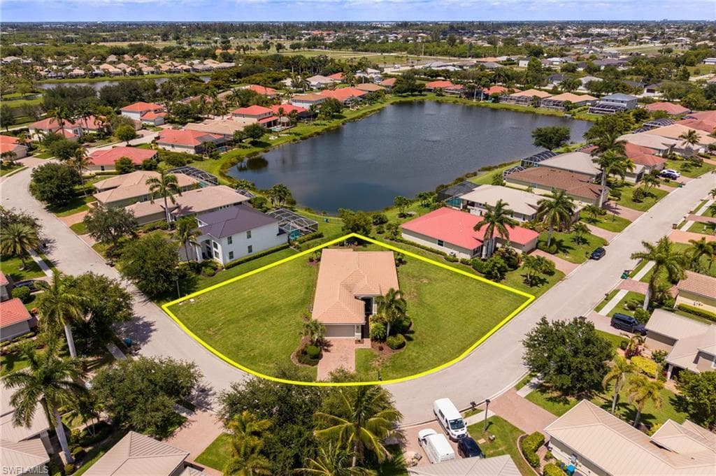 2466 Ashbury CIR-1
