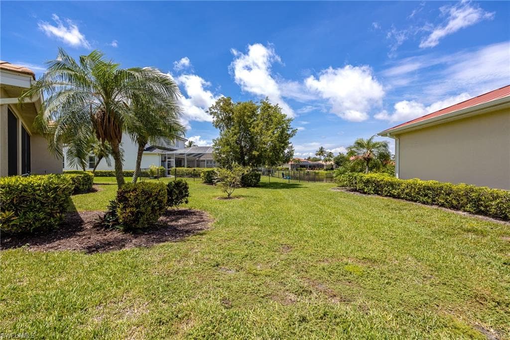 2466 Ashbury CIR-29