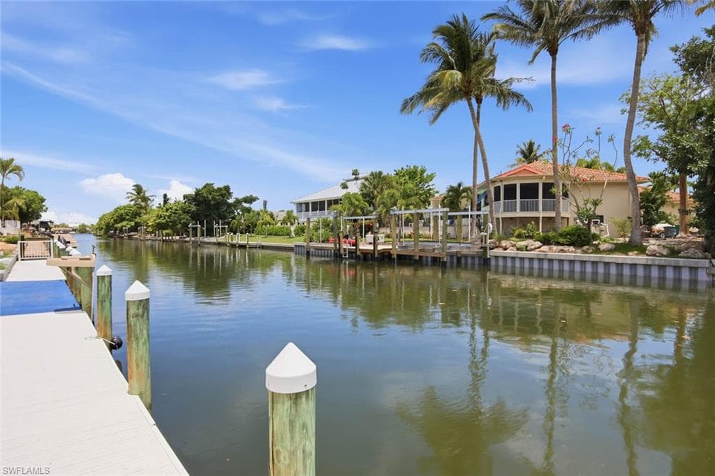 805 E Gulf DR 8A-23