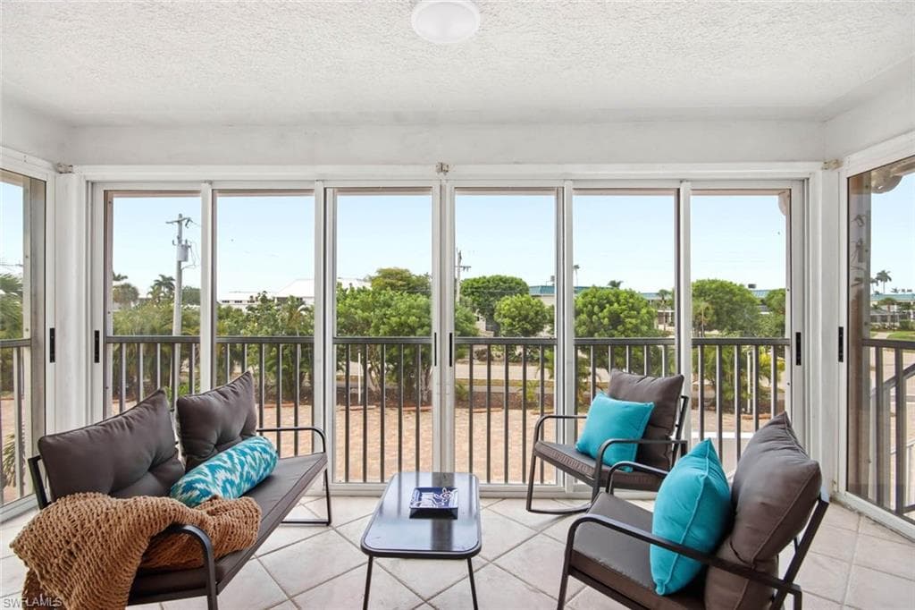 805 E Gulf DR 8A-12