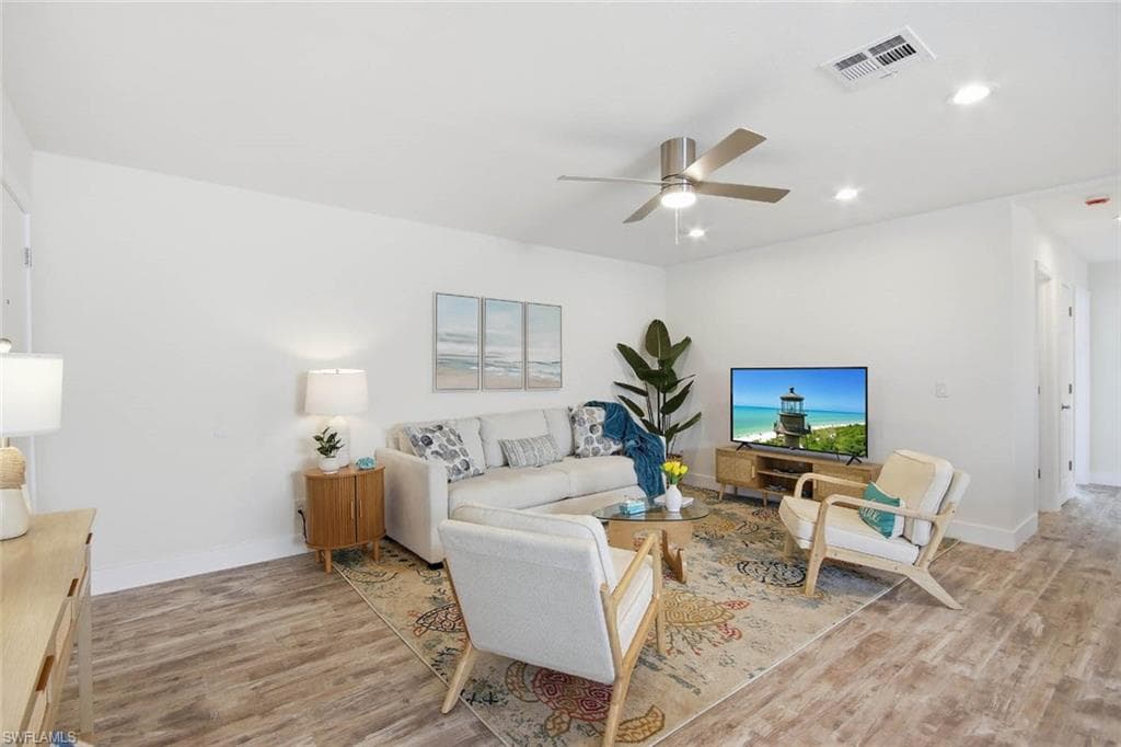 805 E Gulf DR 8A-10