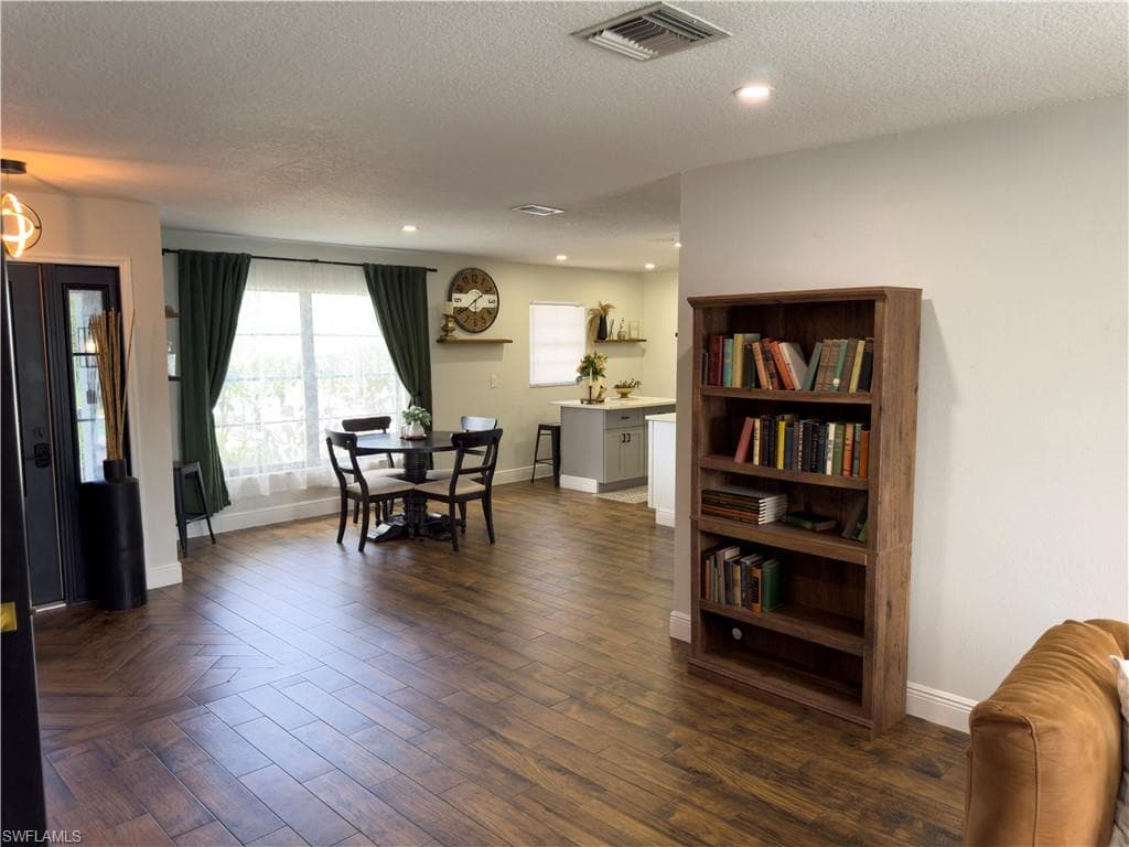 1019 Wyomi DR-38