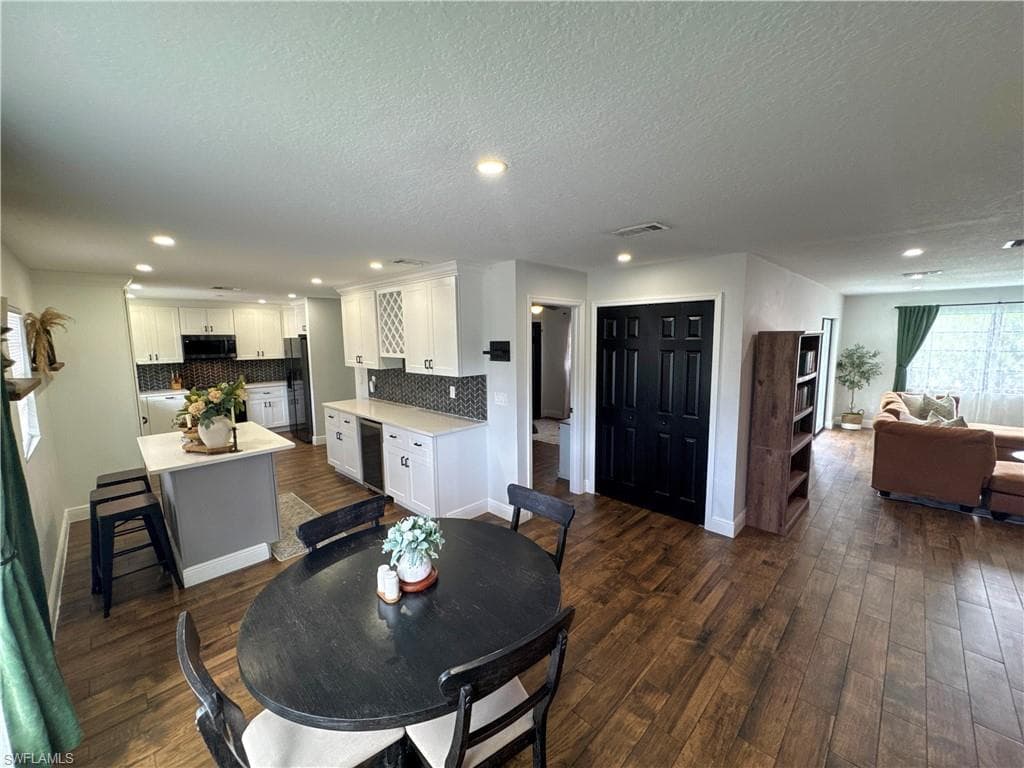 1019 Wyomi DR-14