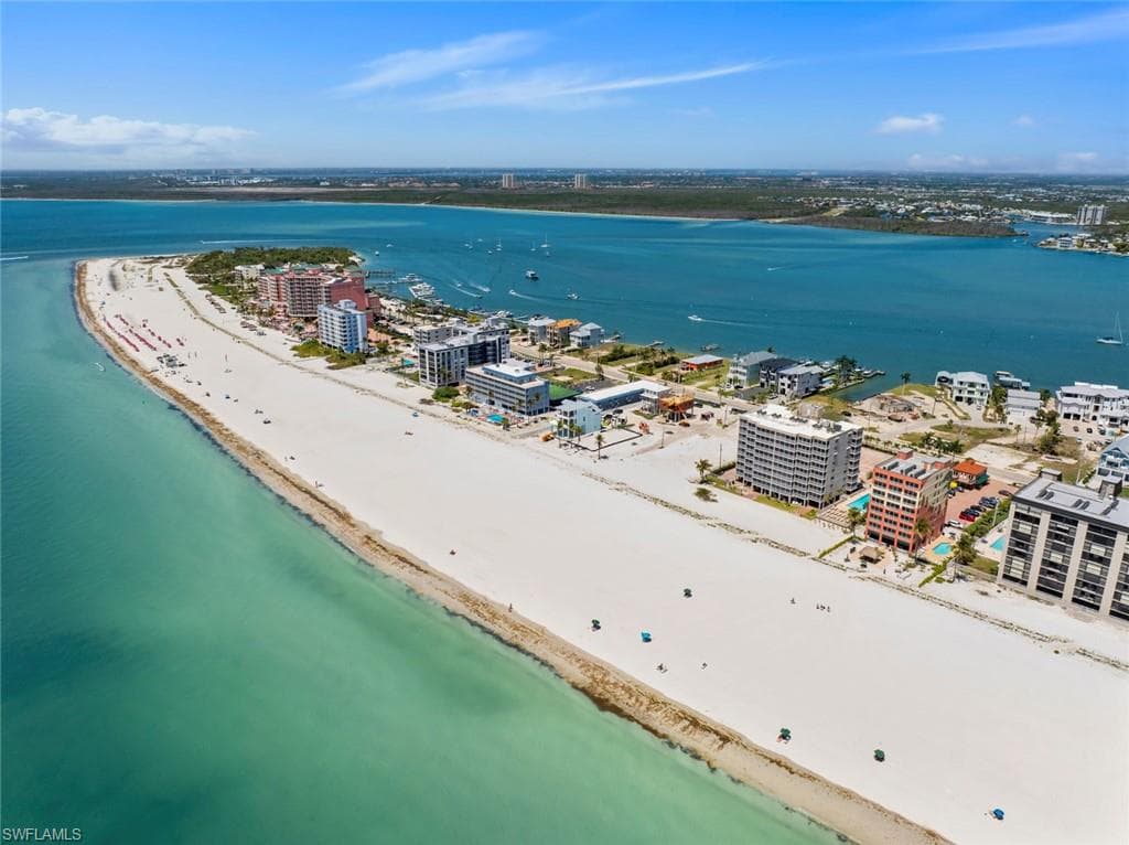 200 Estero BLVD P03-33