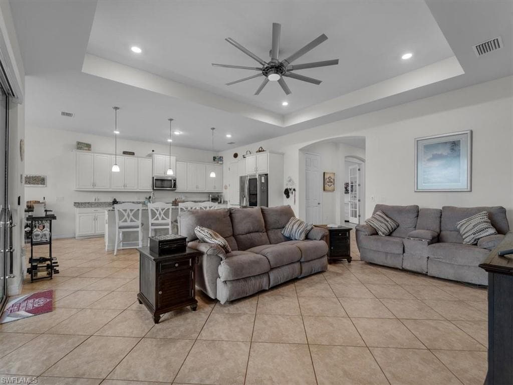 3271 Baravaldo CIR-11